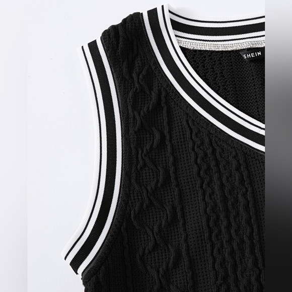 Varsity Striped Cropped Sweater Vest - Picture 9 of 11